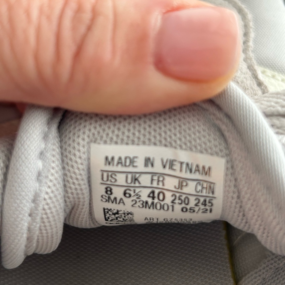 Adidas Women’s Gray and Orange Athletic Shoes with Suede and Mesh - Picture 5 of 5